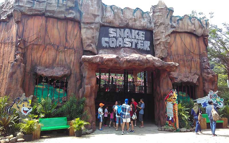 Menantang Adrenalin di Jungle Land Adventure Theme Park